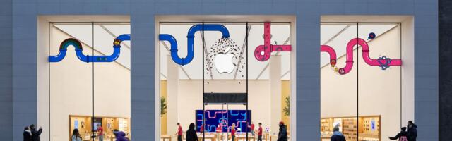 Apple Reportedly Expects 'Major Rush' of Customers This Week