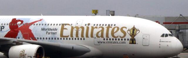 Emirates Makes $52 Billion Deal With Boeing At Dubai Airshow