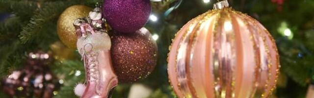 Christmas decorations come with higher price tag this holiday season thanks to tariffs