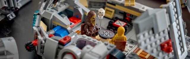 Lego's Already Announcing More Smart Brick-Compatible Lego Sets: Falcon, Cantina and More