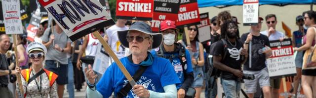 Editorial: Don’t give unemployment checks to striking workers