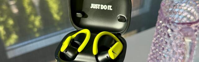 Unboxing the Nike X Beats Powerbeats Pro 2 Earbuds video