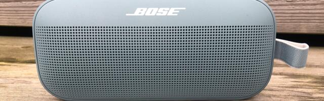 The Bose SoundLink Flex is back to its Black Friday price on Amazon