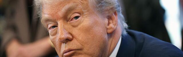 White House pulls back on AI laws executive order