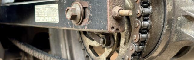 How To Tell If Your Motorcycle Sprockets Need Replaced