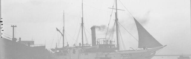 This Might Be The Strangest Warship Ever Used By The US Navy