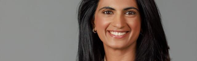 I've helped lead AI adoption at both PwC and Freshworks. Here are 3 common AI mistakes I see workers making.