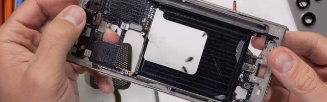 JerryRig burns a Galaxy S24 Ultra in a furnace to find out how much titanium was used to build it