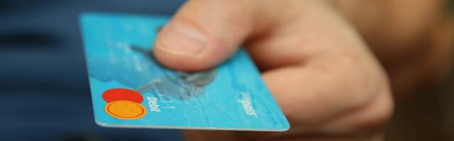 How to choose the Best Card Reader for Small Businesses?