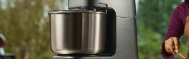 I Tested It: Ooni's $800 Beast of a Stand Mixer Is as Pretty as It Is Powerful I Tested It: Ooni's $800 Beast of a Stand Mixer Is as Pretty as It Is Powerful