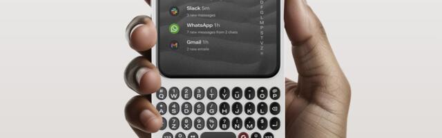 Clicks Communicator is a Companion Keyboard Phone for Your Phone