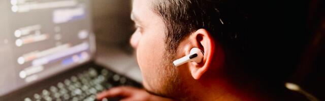 I built a Mac app to track my bad posture with AirPods. I didn’t write a line of code.