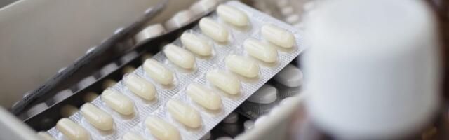 A Surprising Number of Gen Xers and Millennials Can’t Figure Out a Pill Bottle