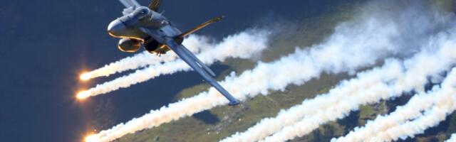 What's The Difference Between Chaff And Flares? (And Why Do Military Aircraft Use Them?)