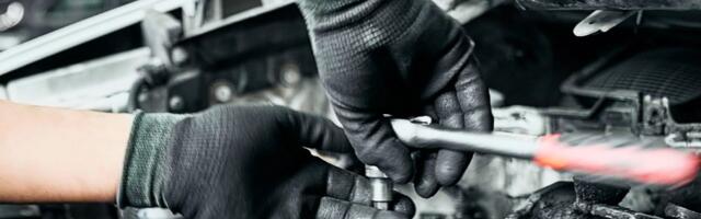 Every Different Type Of Spark Plug (And How To Know Which Your Car Needs)