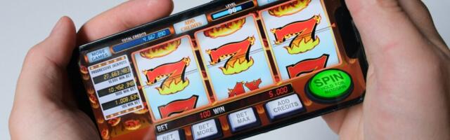 Alberta opens online gambling market to private operators