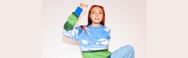 Microsoft's 2023 ugly sweater lets you wear the famous Windows XP wallpaper