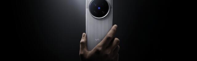 vivo X200 Ultra debuts with an add-on lens, X200s joins along with a huge battery