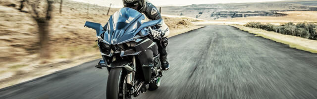 5 Hypercars Faster Than A Kawasaki Ninja H2R Motorcycle