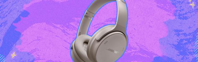 You can still buy Bose QuietComfort headphones for 49% off at Amazon
