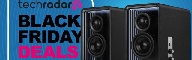 Black Friday just got groovy! Take a massive 30% off Edifier's retro powered desktop speakers
