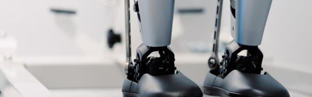 Russias advanced robot human immediately face plants at debut