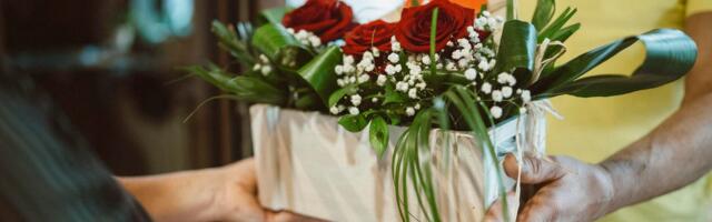 Best Online Flower Delivery Services for 2024