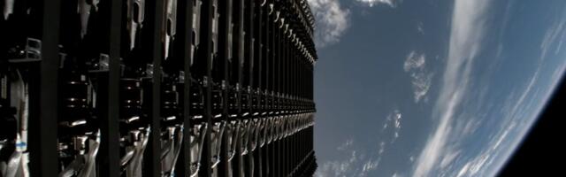 A Starlink Satellite Is Tumbling Toward Earth After a Strange Anomaly in Orbit