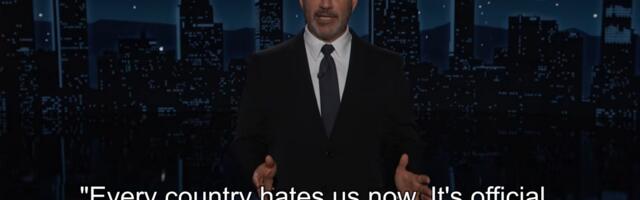 Jimmy Kimmel recaps first year of Trumps presidency with embarrassing montage