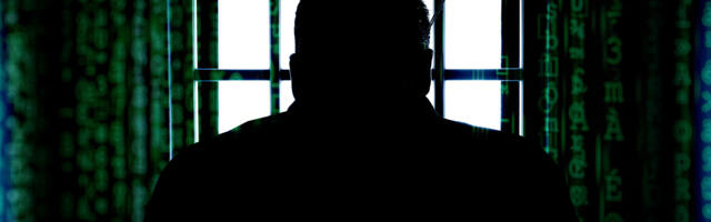 Dev plants kill switch in ex-employer's network that crashed servers and deleted files, gets four years in the slammer — kill switch triggered by dev's removal from Active Directory when fired