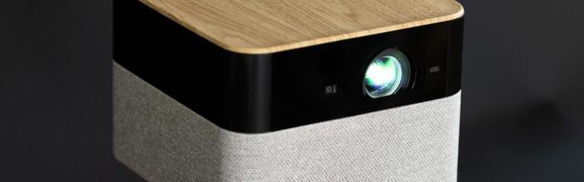 Epson Lifestudio Flex Plus Projector Review: 'I Love Lamp'