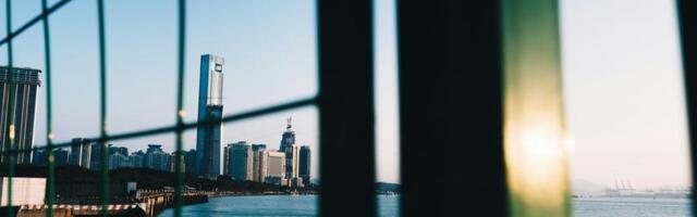 Crypto Long & Short: When price stops working, yield starts mattering