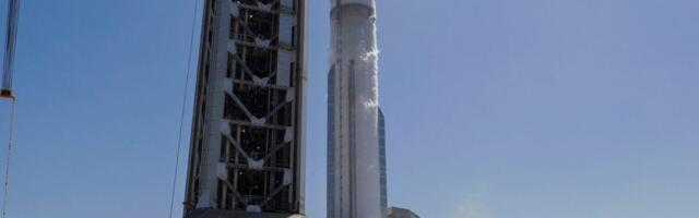 SpaceX Fires Up Its Biggest, Baddest Rocket Yet: Starship V3