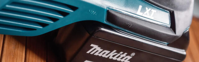 How Heavy Are Makita 18V Batteries (And Which Is The Lightest?)