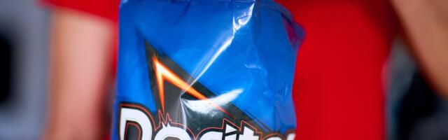 Teen Swarmed by Cops After AI Metal Detector Flags His Doritos Bag as a Gun