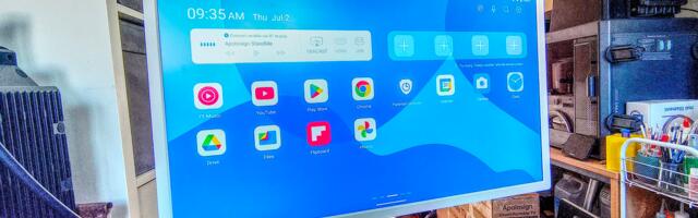 Apolosign 32-inch Smart Portable TV review: An implausible 4K fusion of an Android tablet on wheels for presentations, signage, and marketing