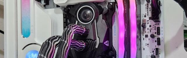 Maxsun iCraft B760M Cross Review: White Micro ATX, anime style