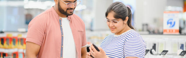 Why Fewer People Are Upgrading Their Phones To The Newest Model Every Year