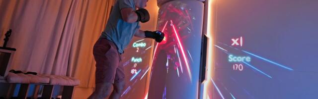 Growl’s interactive bag lets you punch your boxing trainer in the face