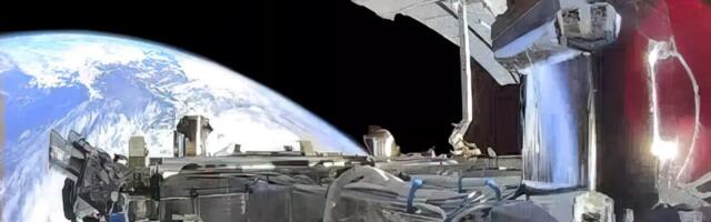 US spy satellites built by SpaceX send signals in the “wrong direction”