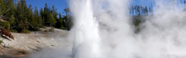 World’s Biggest Acidic Geyser Springs Back to Life After Years of Dormancy