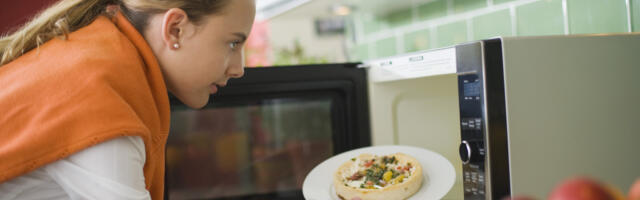 5 Kitchen Gadgets That Make Your Microwave Obsolete In 2026