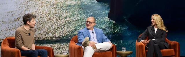 OpenAI Leaders Sam Altman and Jony Ive Have a Prototype of Screenless AI Device