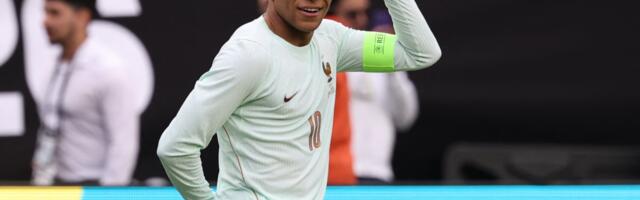 How to watch Colombia vs. France online for free