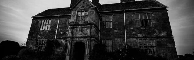 Levelling up interactive theatre: behind the scenes on Key of Dreams, a live-action weird fiction narrative adventure