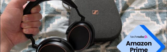 I use the Sennheiser Momentum 4 everyday and there's no better time to buy them — here's why