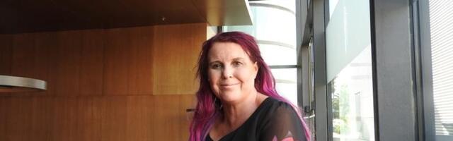 Debbie Bestwick names Steve Bell as successor at Team17 Group