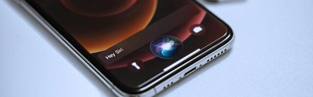 Apple holds talks with Google about using Gemini for Siri