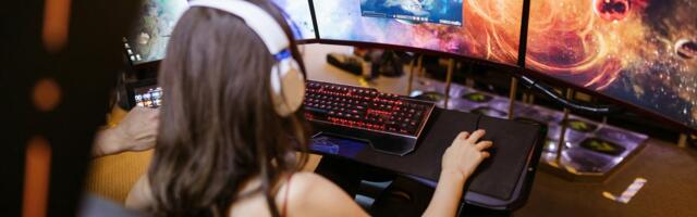 Two-thirds of female players still report being harassed when playing online