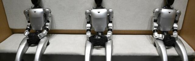 Opinion: People are turning to AI chatbots for companionship. Is this robot love risky?